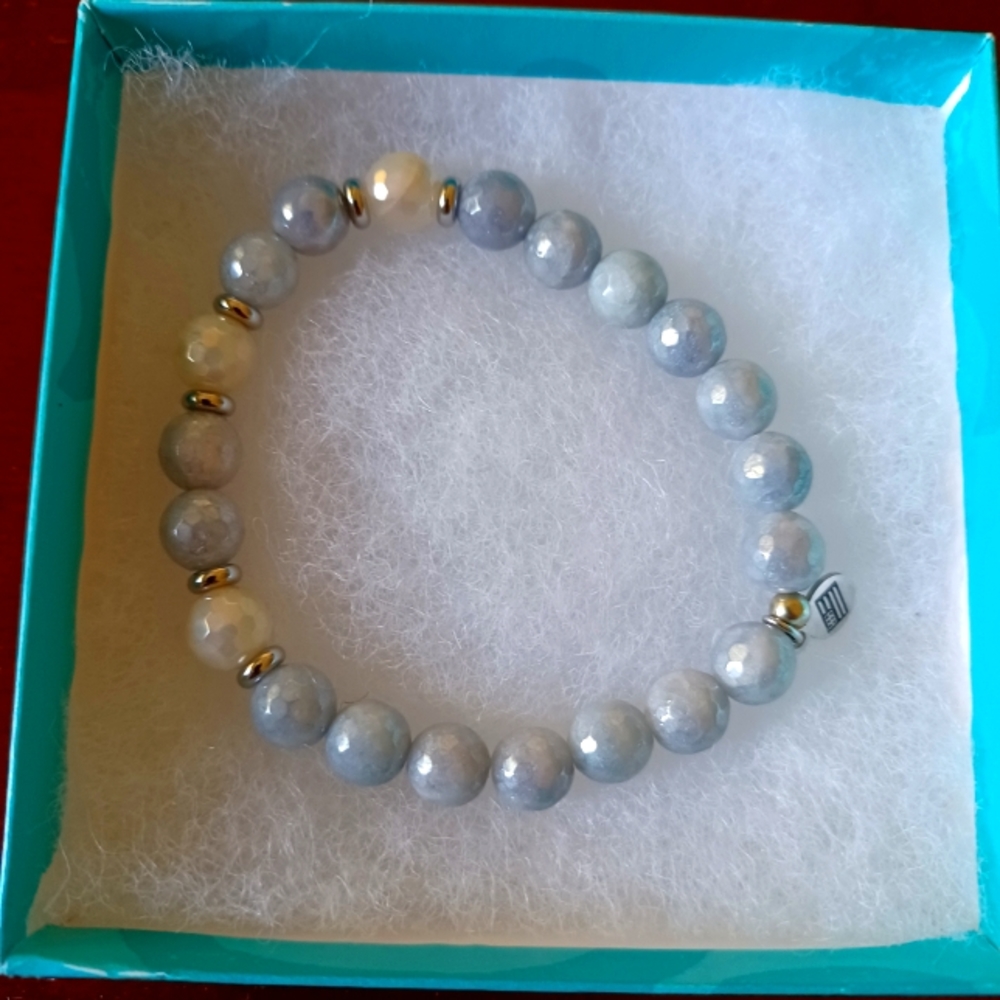 Bracelet - Picture 2 of 2